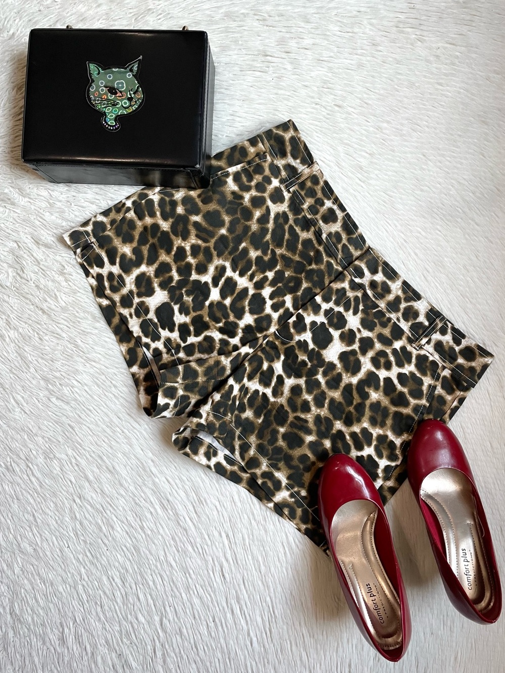 New York & company Leopard Print Women’s Shorts size 6 - Picture 16 of 17